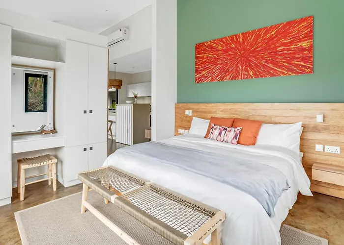 Red Palm Luxury With Private Pools Apartment *
